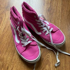 GUC Girl’s Hightop Vans size 2